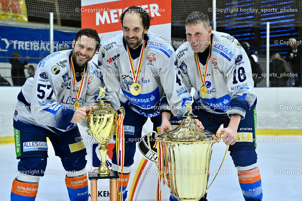 ESC Sparkasse Steindorf Meister 2025/26 | #57 Wilfan Franz ESC Steindorf, #43 Oraze Martin ESC Steindorf, #18 Pewal Martin ESC Steindorf, ESC Sparkasse Steindorf Meister 2025/26, ESC Sparkasse Steindorf Meister 2025/26 am 08.03.2026 in Althofen (Stadthalle Althofen), Austria, (Photo by Bernd Stefan)