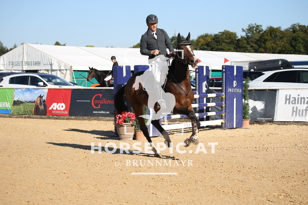 DL2Q3788 | Willkommen bei Brunnmayr - Design & Fotografie – Ihrem Spezialisten für Reitturniere und Pferdeveranstaltungen in Oberösterreich, Salzburg und Bayern! Seit über 17 Jahren sind wir leidenschaftlich dabei.