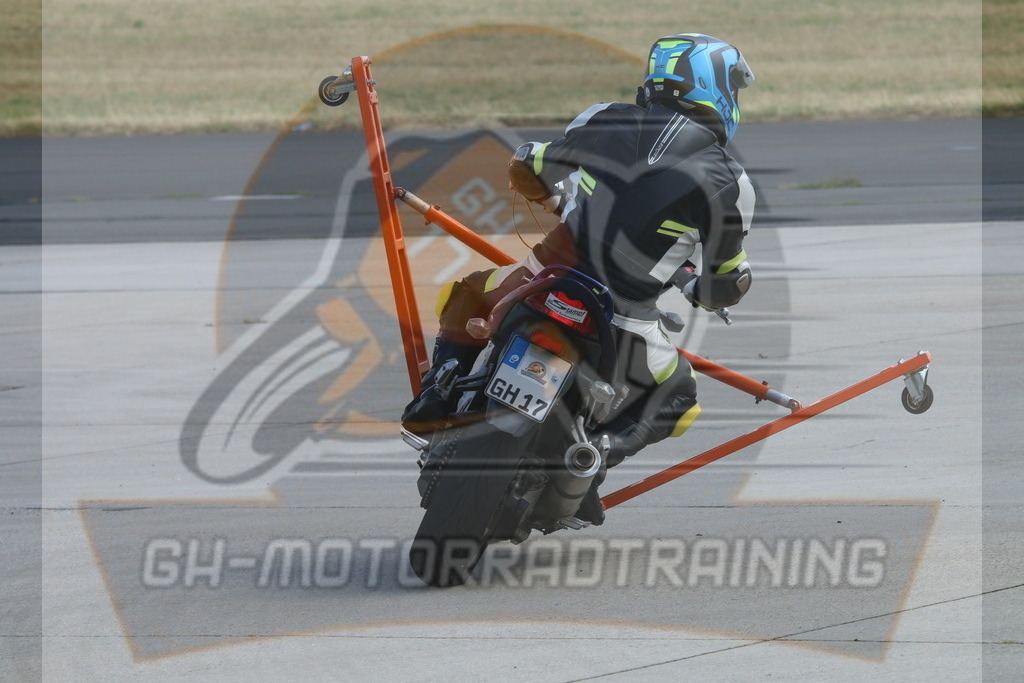 IMG_3438 | gh-motorradtraining-foto.de - Realisiert mit Pictrs.com