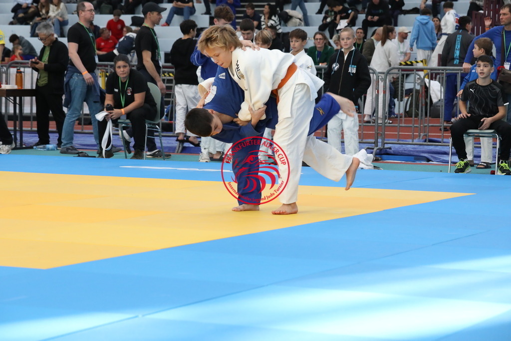 1J7A2285 | Fotos vom Adler Cup - Pictures from Adler Cup

Hier findet Ihr alle Eindrücke und großen Momente der Adler Cup Wochenenden. Here you will find all impressions and great moments of the Adler Cup weekends. - Realisiert mit Pictrs.com