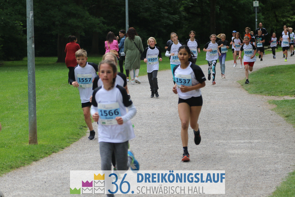 Stadtwerke Schüler und Jugendlauf 1,7km | 3koenigslauf 2022 Stadtwerke Schüler und Jugenlauf 1,7km - Realisiert mit Pictrs.com