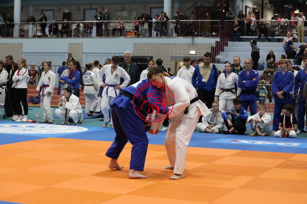 1J7A2404 | Fotos vom Adler Cup - Pictures from Adler Cup

Hier findet Ihr alle Eindrücke und großen Momente der Adler Cup Wochenenden. Here you will find all impressions and great moments of the Adler Cup weekends. - Realisiert mit Pictrs.com