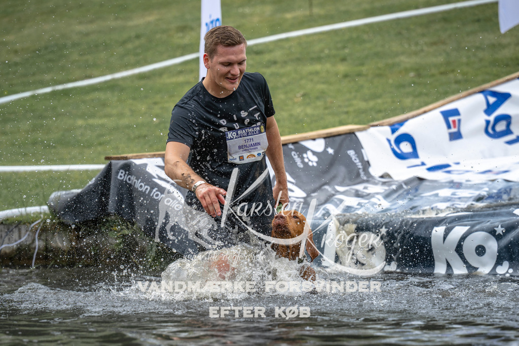 1551_ZZ96778 | kk-dogfotos