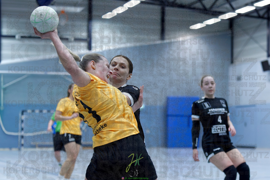 Handball Frauen Oberliga Mitte, HSG Eibelshausen/Ewersbach - HSG Lumdatal | Handball Frauen Oberliga Mitte, HSG Eibelshausen/Ewersbach - HSG Lumdatal am 21.02.2026 in Dietzhölztal-Steinbrücken (Sporthalle am Hammerweiher)Photo © 2026 - Jörg Heinrich - Realisiert mit Pictrs.com