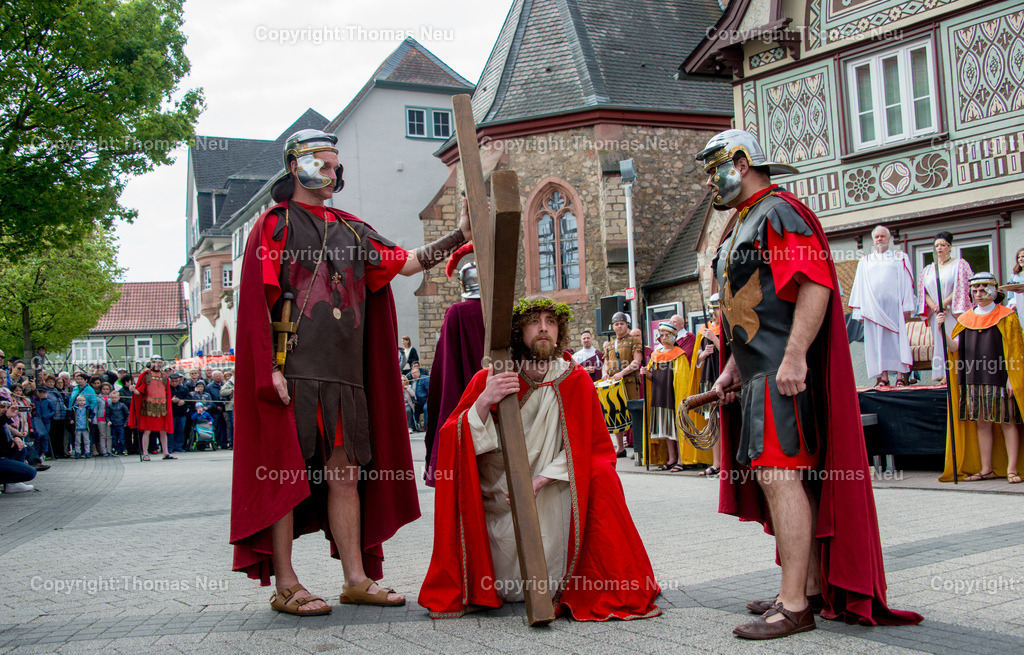 Passionspiel14 | Bensheim, Karfreitag, Passionsspiel, ,Julian Lux spielt Jesus, Bild: Thomas Neu