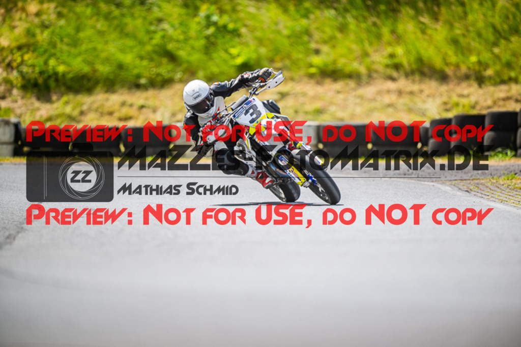 MaZZes_FotoMatrix_220528_0969 | Fotograf Mathias Schmid
Sportfotograf,
Eventfotograf,
Hochzeitsfotograf,
Portraitfotograf