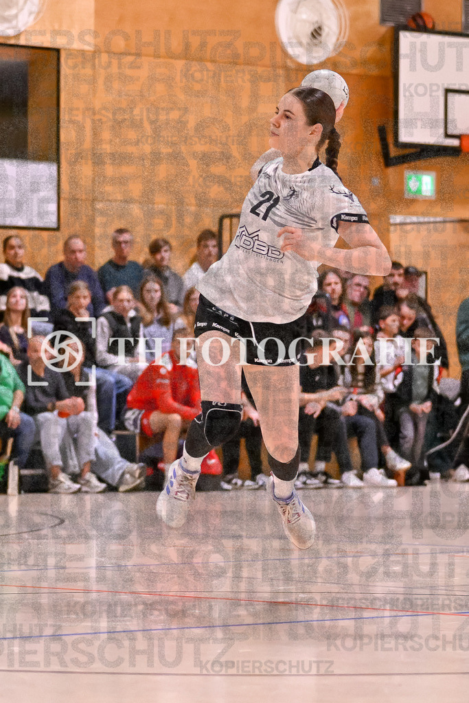 GER, SG Maulburg/Steinen - HSG Dreiland, Frauen-Handball, Oberliga Suedbaden, 3. Spieltag, Saison 2024/2025, 12.10.2024 | Mira Alisssa Ferrro (HSG Dreiland, #27)GER, SG Maulburg/Steinen - HSG Dreiland, Frauen-Handball, Oberliga Suedbaden, 3. Spieltag, Saison 2024/2025, 12.10.2024Foto: TH Fotografie/Thomas Hess