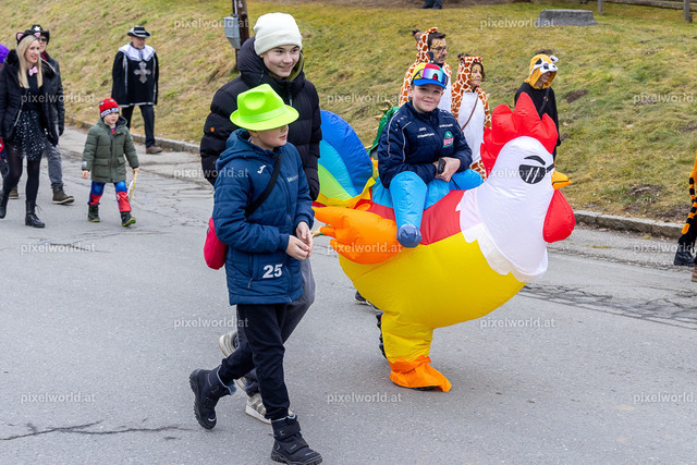 Fasching in Steuerberg - Umzug & Party
