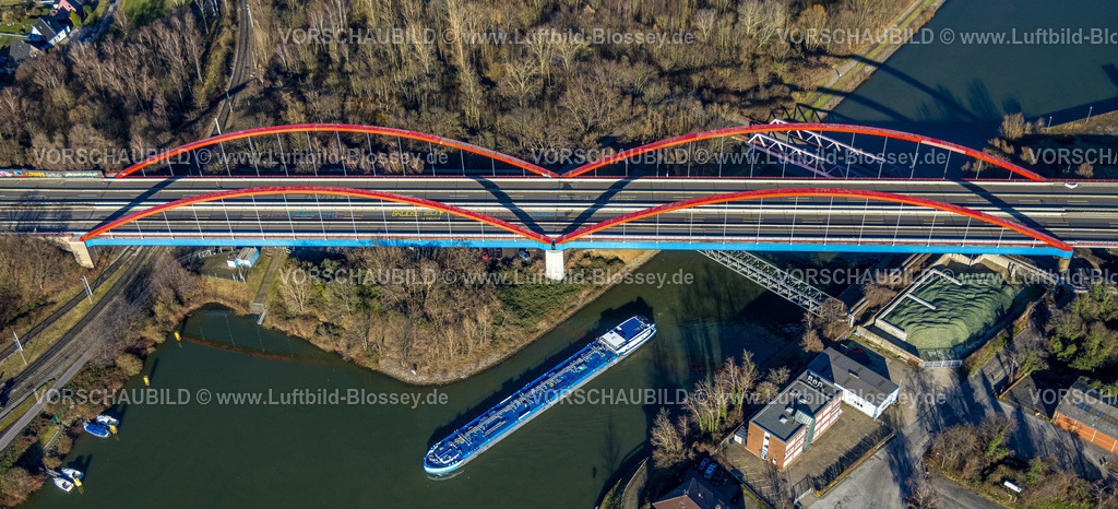 Essen240107234 | Luftbild, gesperrte Rhein-Herne-Kanalbrücke mit rotem Geländer, rote Doppelbogenbrücke, Autobahn A42 Emscherschnellweg, Ebel, Essen, Ruhrgebiet, Nordrhein-Westfalen, Deutschland