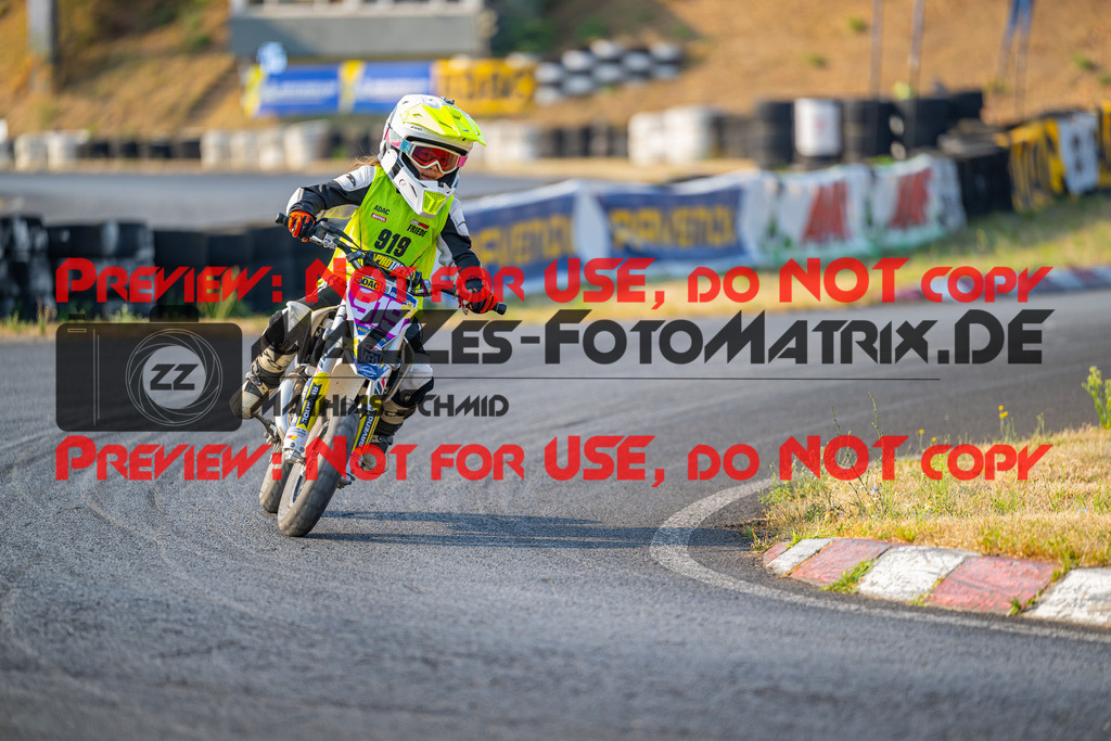 MaZZes-Fotomatrix-20260816-612421 | ROOKIES