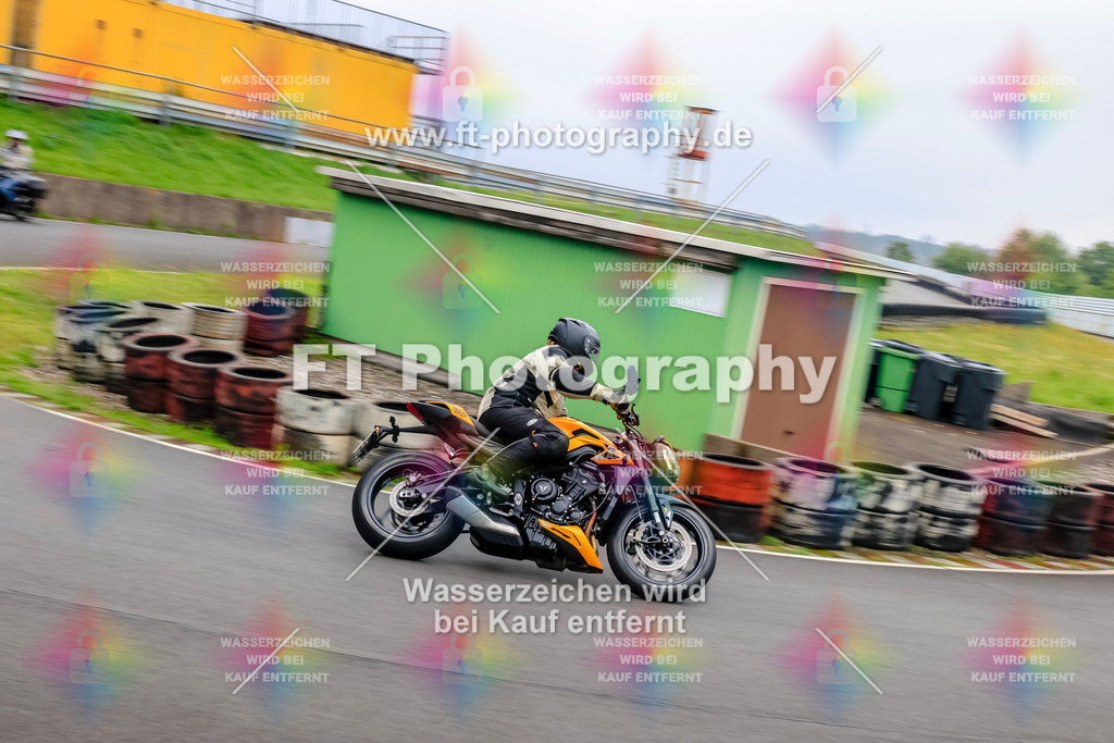 _TCM3093 | Hier findet Ihr Bilder von Touristenfahrten auf der Nürburgring Nordschleife oder von anderen Veranstaltungen die ich besucht habe. Viel Spass beim Durch Schauen 