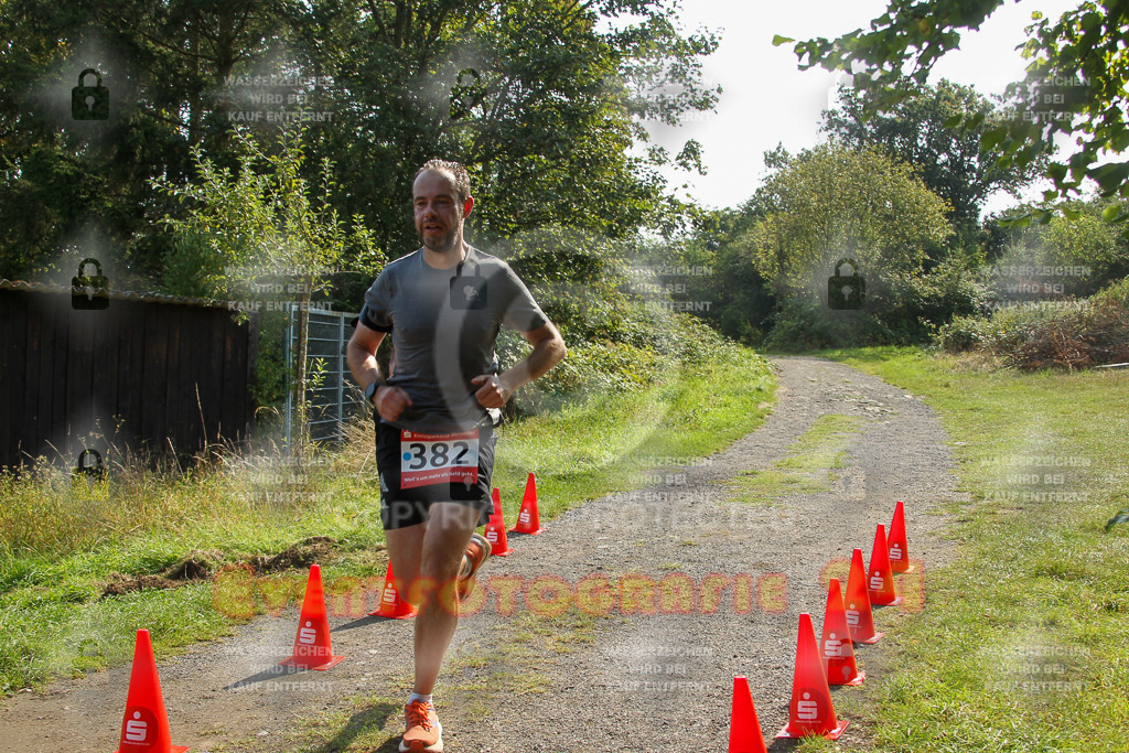 240831_1129_EV4_4299 | Sportfotografie im Rhein-Sieg Kreis, Köln, Bonn, NRW, Rheinland Pfalz, Hessen, etc. Unser Tätigkeitsfeld umfasst den Laufsport vom Volkslauf über den Marathon, Duathlon, Triathon bis zum Ultralauf wie Kölnpfad Ultra oder Schindertrail.