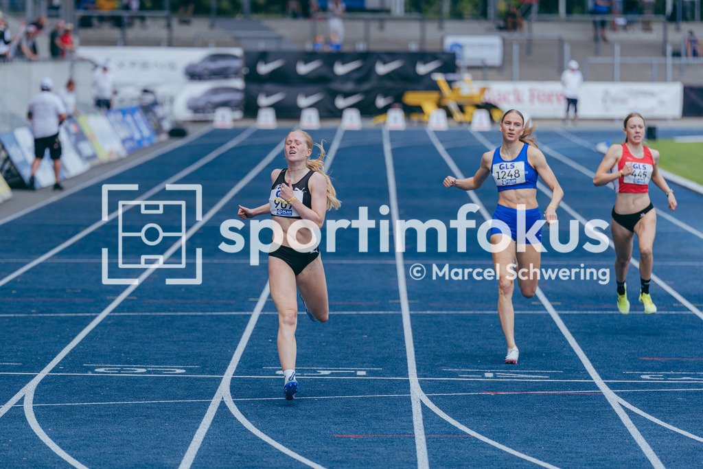 DM U23 U18 Bochum 2026 | Marlene Fenster (LG Aachen), Startnummer 907, 400-Meter-Lauf, Deutsche Meisterschaften der U18 &amp; U23 2026, Lohrheidestadion Bochum-Wattenscheid, 04.07.2026 Foto: Marcel Schwering / sportimfokus - Realisiert mit Pictrs.com