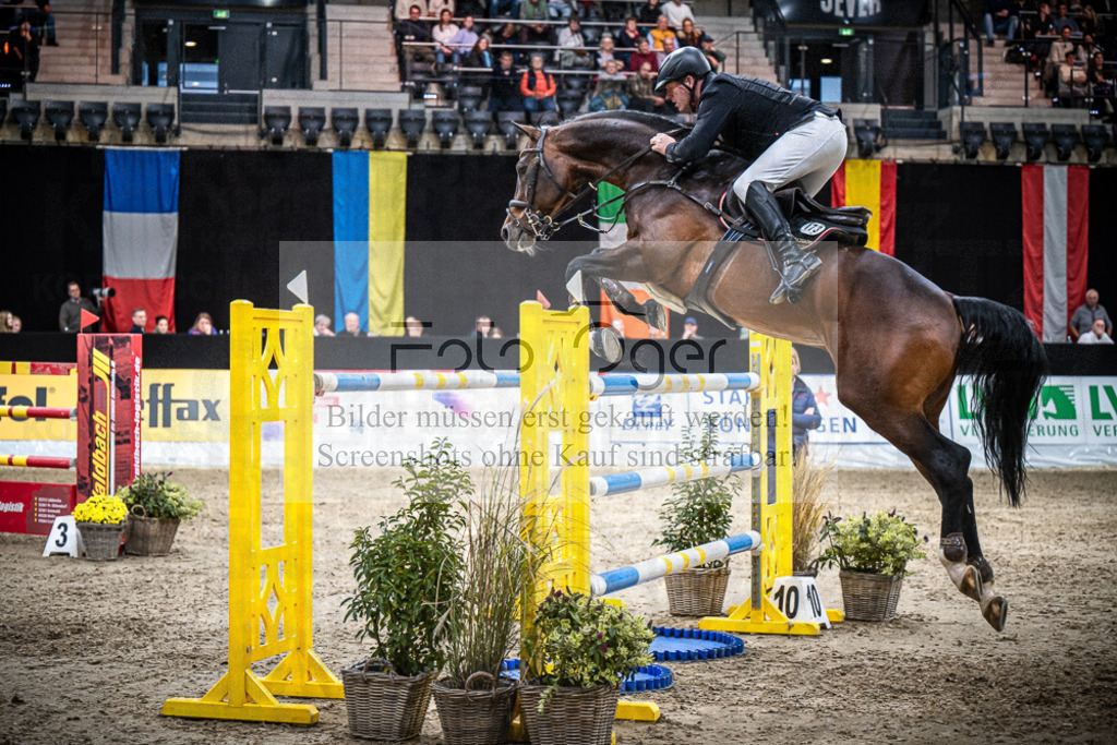 DOS_3585 | Entdecke hochwertige Reitturnierfotos von Foto Oger. Professionell, emotional und authentisch – jetzt Lieblingsmomente im Shop bestellen.Deutschlandweite Turnierfotografie. - Realisiert mit Pictrs.com