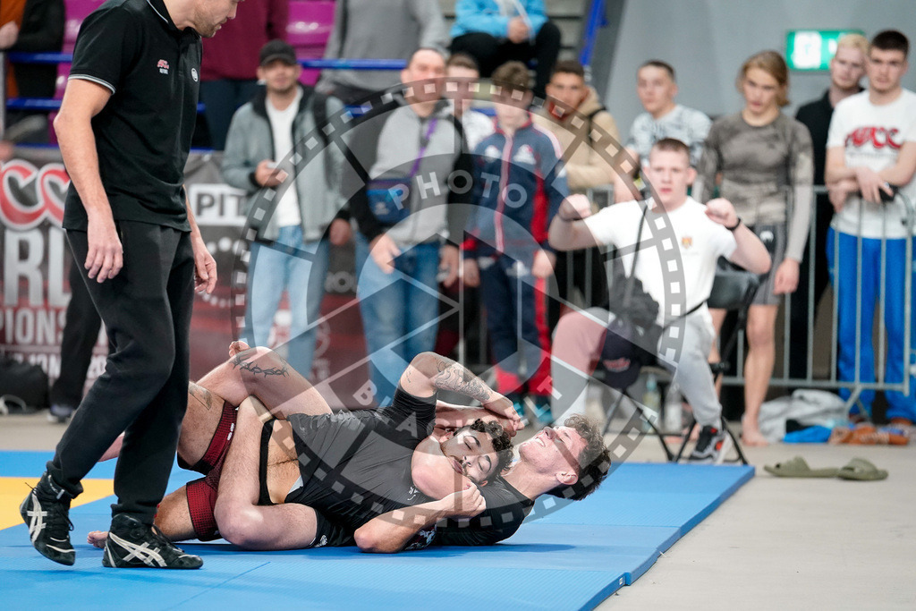 20250518PBB2499 | Athletes compete during the second day of the ADCC Amateur World Championship on May 18, 2025 in Warsaw, Poland. © Chiara Dazi / photoblackbelt
