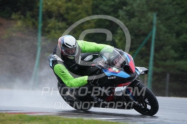 2024_09_14_PBK_23865 | Sportfotografie; SlowMotion; Video; Rennstrecke; Hafeneger; Speer; Racing; RSE; BMW; CBO; Trackday; Motorsportarena; Hockenheimring; Brno; Most; Barcelona; Valencia