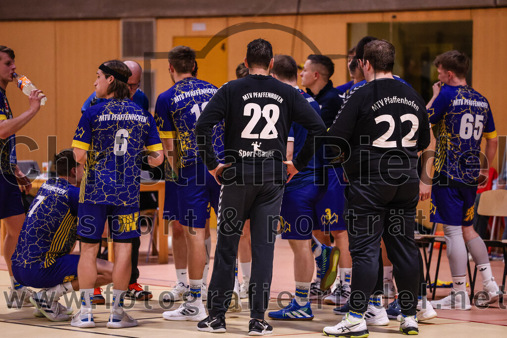 2024-12-14_058_SpVgg_Altenerding_gegen_MTV_Pfaffenhofen | Erding, Deutschland, 14.12.2024:Handball, Bezirksoberliga Männer 2024 / 2025, 10. Spieltag, SpVgg Altenerding gegen MTV Pfaffenhofen, Endergebnis: 32:30Foto: Christian Riedel / fotografie-riedel.net