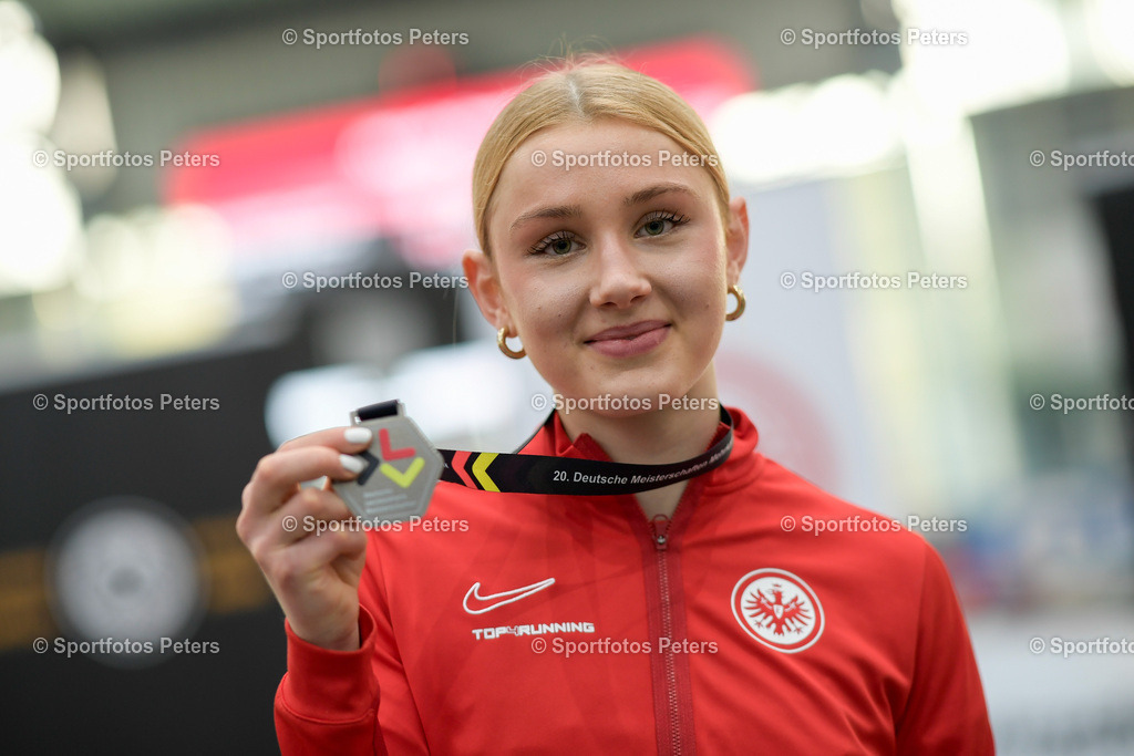 _KP13049_1 | 09.02.2025, xkaix, Leichtathletik 20. Deutsche Meisterschaften, Mehrkampf Halle v.l. Fara Köchling (Eintracht Frankfurt e.V.) - Realisiert mit Pictrs.com
