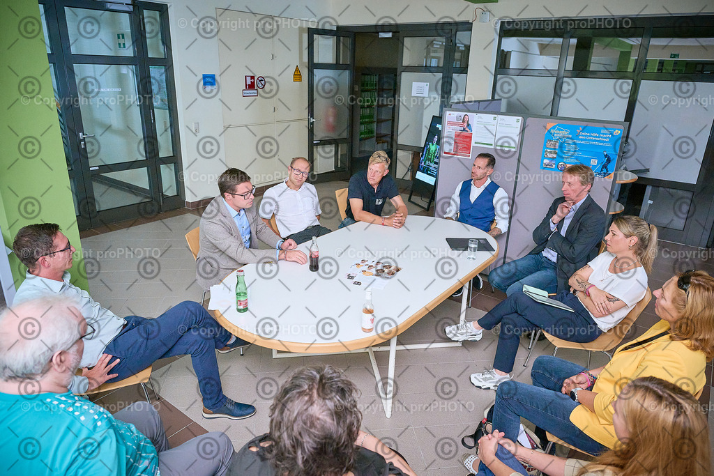 274_202509_EmployerBranding_NZ9_1867 | proPHOTO - Realisiert mit Pictrs.com