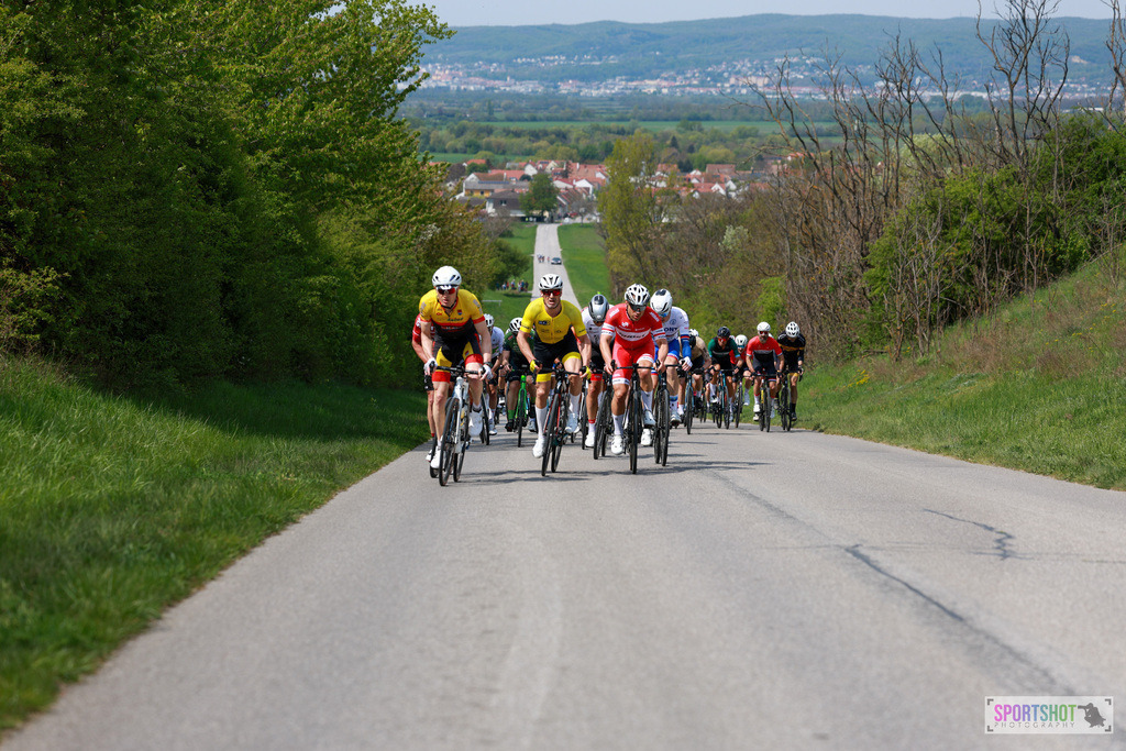 624_AR6_9876 | Neusiedlersee Radmarathon 2026@sportshot_your_pictrs #yourpictures#roadtowm2029 #nrm #neusiedlerseeradmarathon #neusiedlersee #neusiedlerseetourismus #burgenland #mörbisch #nrm26 #burgenlandtourismus #voglundco #poweredbyburgenlandtourismus #radsport #rad #marathon #ucigranfondo #visitburgenland #ucigranfondoworldseries