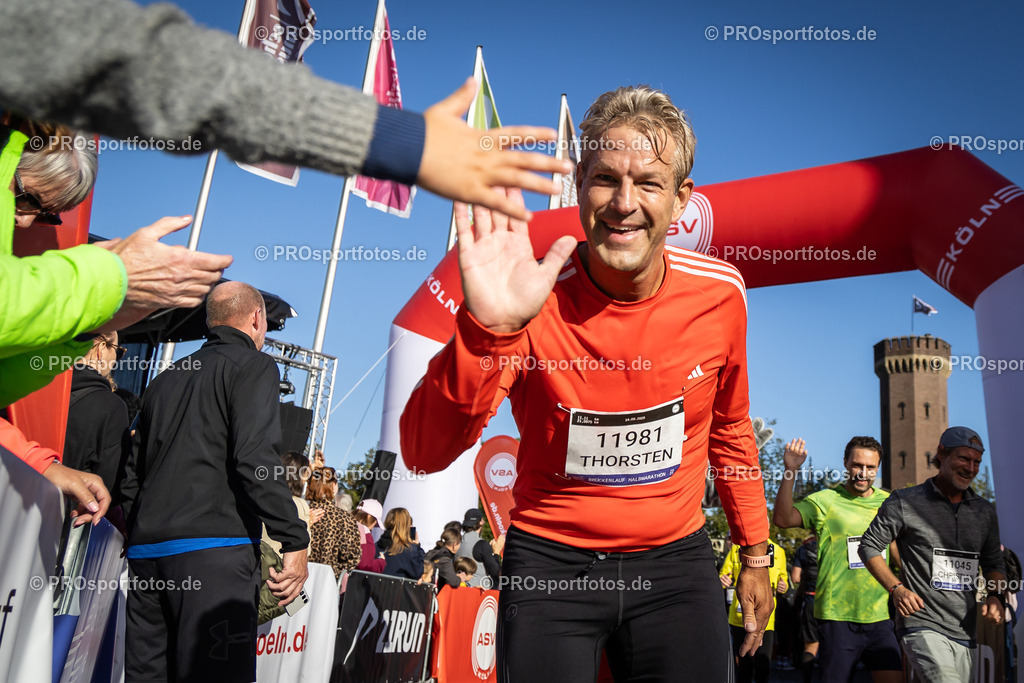 44. Kölner Brückenlauf; Koeln, 14.09.25 | Impressionen vom 44. Kölner Brückenlauf am 14.09.25 am Schokoladenmuseum in Koeln. Foto: BEAUTIFUL SPORTS/Leah Kohring