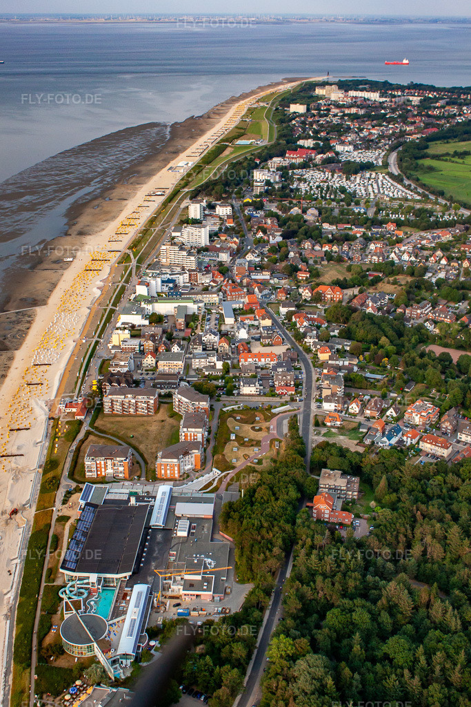 Luftbild: Thalassozentrum ahoi! im Ortsteil Duhnen in Cuxhaven im Bundesland Niedersachsen in Deutschland. Foto: IMG_70455.jpg vom 06.08.2014 durch Werner Riehm/FLY-FOTO.de