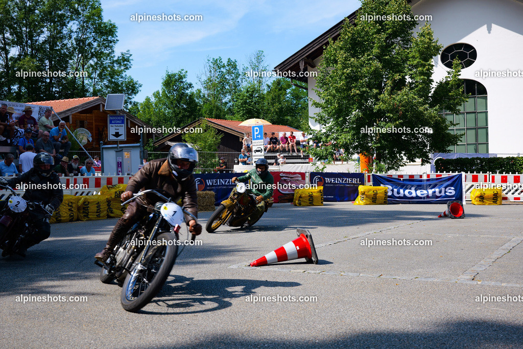 P1014881 | Erleben Sie atemberaubende, hochqualitative Fotos Ihrer Fahrt entlang der malerischen Alpenstraßen. Besuchen Sie alpineshots.com, um professionelle Aufnahmen Ihrer unvergesslichen Reise zu finden und zu kaufen - Realisiert mit Pictrs.com
