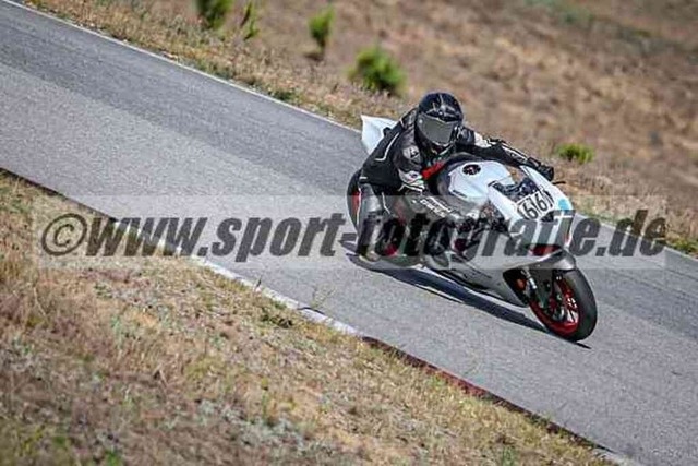 pubi3274 | Professionelle Fotos von Sportveranstaltungen, aber auch Hochzeiten und anderen Events. - Realisiert mit Pictrs.com