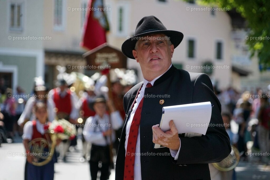 16a-LAEHN-Bundesmusikfest-2023-Juni16-Reutte-DSC06542 | Info aus dem Bezirk Reutte/Ausserfern Tirol sowie eine umfangreiche Bilddatenbank über die gesamte Region: Lechtal, Talkessel Reutte, Tannheimertal, Zwischentoren. Lech, Plansee, Zugspitze, Grenztunnel, B179, Fernpassstraße, Verkehr, Lawinen, Tradition, - Realisiert mit Pictrs.com