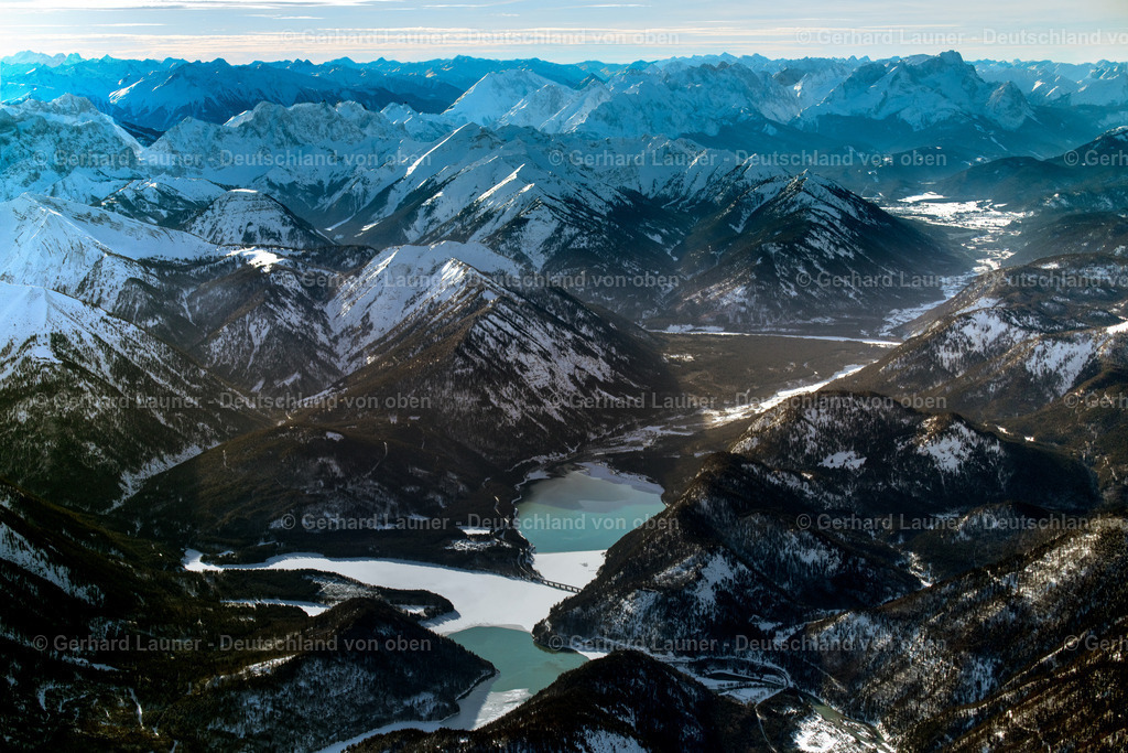 3900289 | Sylvensteinstausee mit Blick auf Karewndel- u. Wettersteingebirge