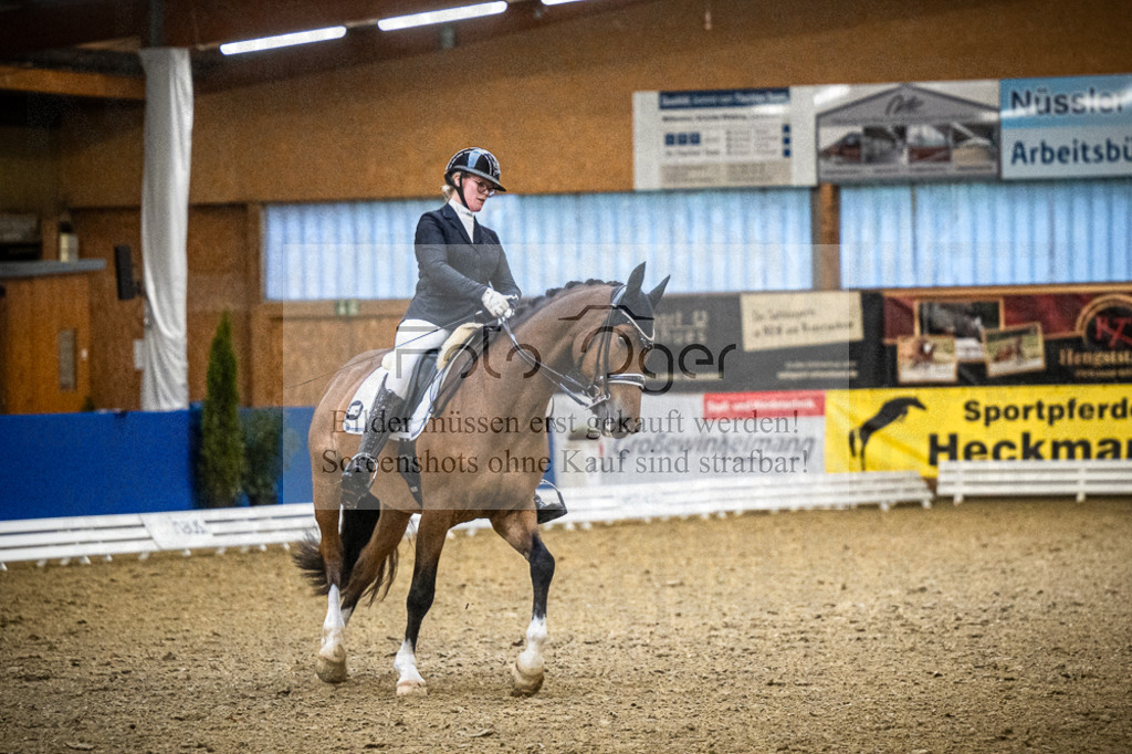 DOS_1043 | Entdecke hochwertige Reitturnierfotos von Foto Oger. Professionell, emotional und authentisch – jetzt Lieblingsmomente im Shop bestellen.Deutschlandweite Turnierfotografie. - Realisiert mit Pictrs.com
