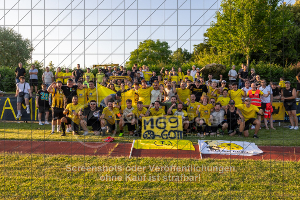 20250620_202334_0654 | #,TV Eybach (rot) vs. TSV Ottenbach (gelb), Fussball, Relegationsfinale in Kreisliga A3 - Bezirk Neckar/Fils, Saison 2024/2025, Eichenbachstadion, Haldenstraße, 73054 Eislingen, 20.06.2025 - 18:30 Uhr,Foto: PhotoPeet-Sportfotografie/Peter Harich