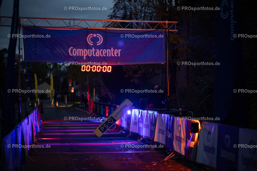 Martinslauf Sindorf 2023 in Kerpen-Sindorf, 09.11.2023 | Impressionen vom Martinslauf Sindorf 2023 am 09.11.2023 in Kerpen-Sindorf (Nordrhein-Westfalen).