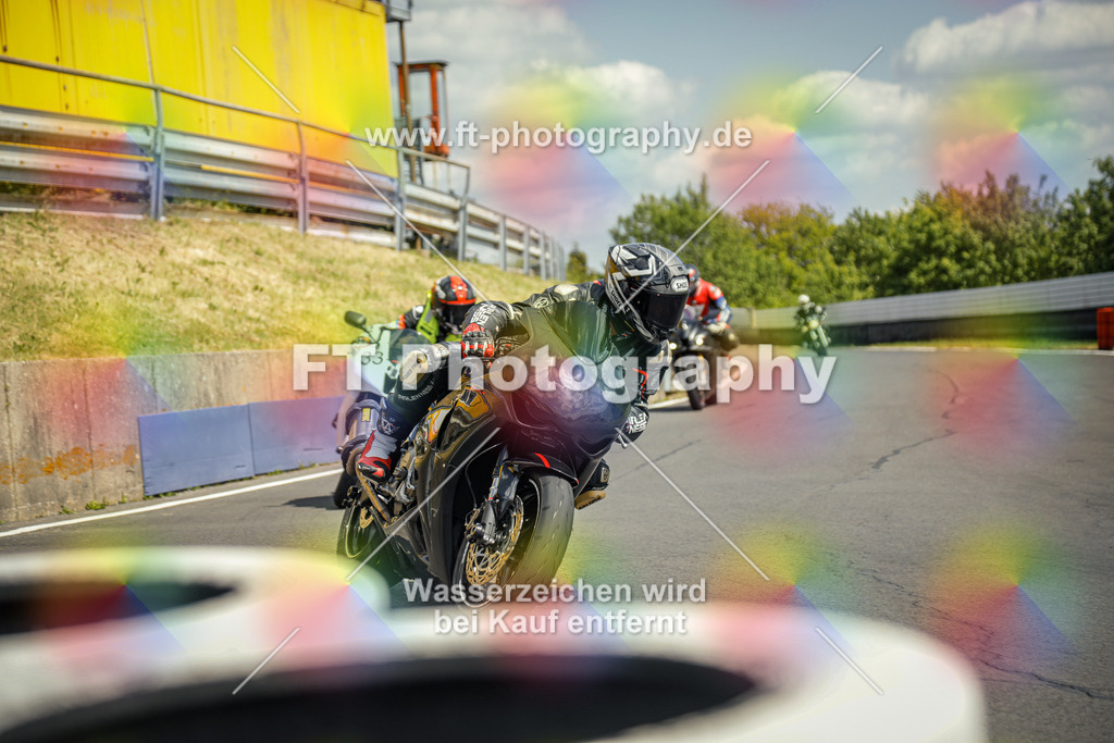 OBK_Mai_Justin_Uwe-10976 | Hier findet Ihr Bilder von Touristenfahrten auf der Nürburgring Nordschleife oder von anderen Veranstaltungen die ich besucht habe. Viel Spass beim Durch Schauen 