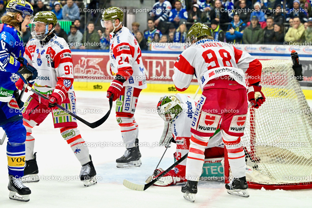 EC IDM WÄRMEPUMPEN VSV vs. HC Bozen | #98 Hults Cole Dean HC Bozen, #38 Harvey Sam Dean HC Bozen, #93 Frigo Luca Dean HC Bozen, #12 Pearson Chase EC VSV, EC IDM WÄRMEPUMPEN VSV vs. HC Bozen, EC IDM WÄRMEPUMPEN VSV vs. HC Bozen am 14.03.2025 in Villach (Stadthalle Villach), Austria, (Photo by Bernd Stefan)