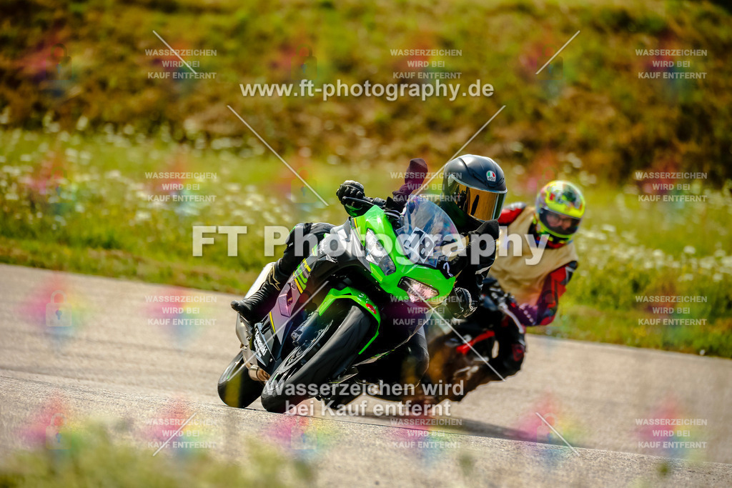 Chambley Juli-2987 | Hier findet Ihr Bilder von Touristenfahrten auf der Nürburgring Nordschleife oder von anderen Veranstaltungen die ich besucht habe. Viel Spass beim Durch Schauen 