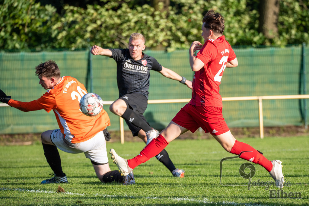 TV Metjendorf-SVE Wiefelstede | Kreisliga Herren;TV Metjendorf (rot)-SVE Wiefelstede (schwarz) am 08.08.2023; in Metjendorf (Sportanlage Metjendorf), Photo: Philip Eiben 2023 - Realisiert mit Pictrs.com