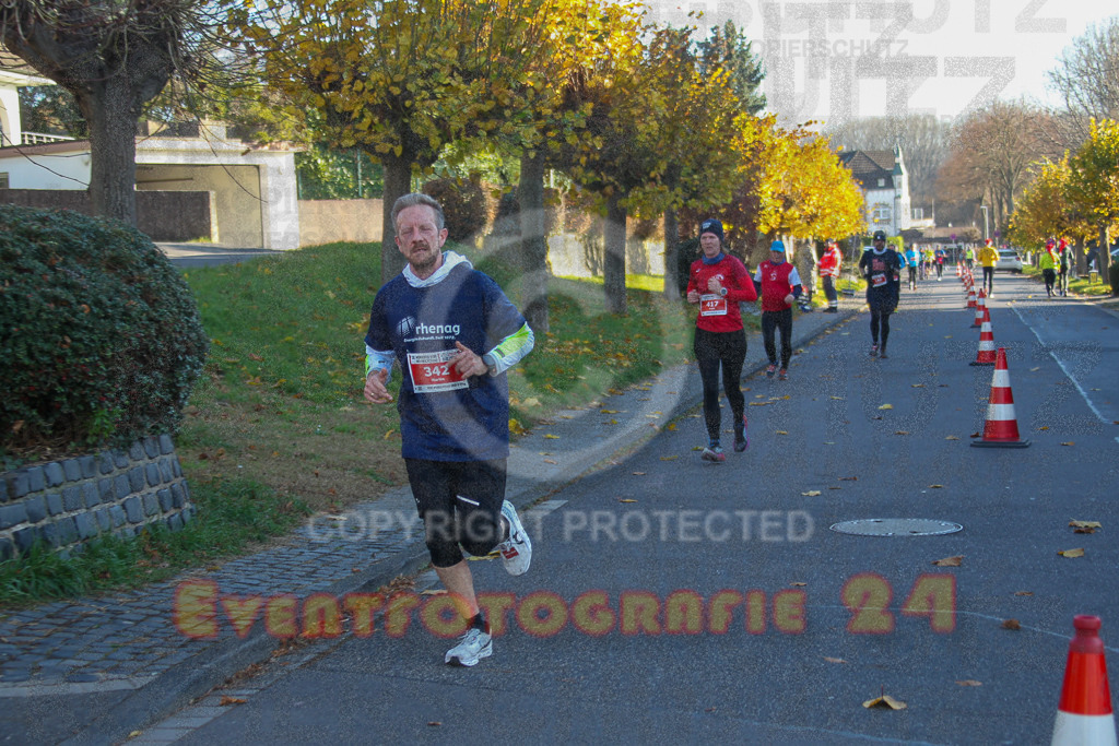 241201_1228_EV4_2621 | Sportfotografie im Rhein-Sieg Kreis, Köln, Bonn, NRW, Rheinland Pfalz, Hessen, etc. Unser Tätigkeitsfeld umfasst den Laufsport vom Volkslauf über den Marathon, Duathlon, Triathon bis zum Ultralauf wie Kölnpfad Ultra oder Schindertrail.