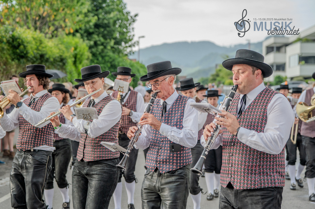 DSC_4295 | "Fussifoto.com – Ihr Ansprechpartner für hochwertige Fotografie! Entdecken Sie kreative Bilder und professionelle Dienstleistungen. Kontaktieren Sie uns für Ihre Projekte!"