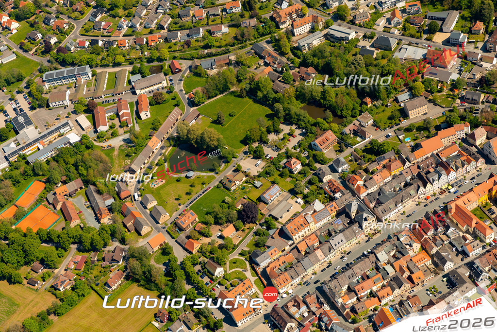 Das Luftbild zeigt :  Kemnath - Die Luftaufnahme wurde 2024 vom UL-Flugzeug aus erstellt ( keine Drohne ) - Hochauflösende Luftaufnahme - Für grossformatige Ausdrucke geeignet. Die Geschenkidee !Mit Lizenz und Bildrechte bestellbar