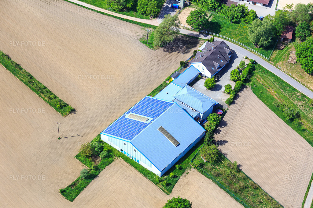 Luftbild: Sporttreff Tennishalle in Hagenbach im Bundesland Rheinland-Pfalz in Deutschland. Foto: IMG_078470.jpg vom 08.05.2015 durch Werner Riehm/FLY-FOTO.de