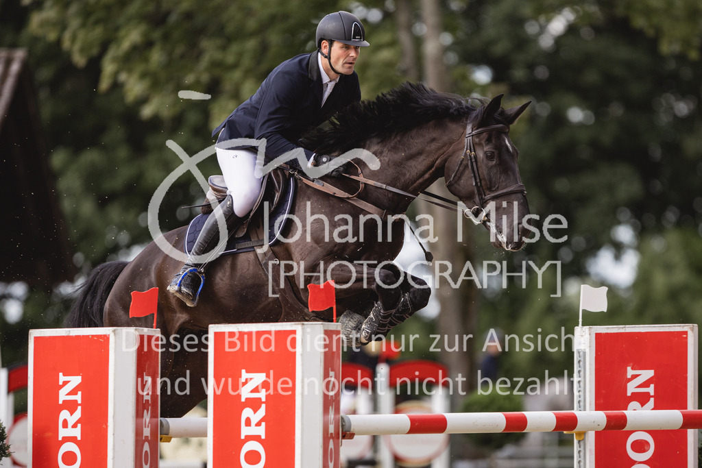 230826_Delbrueck_Youngster-M-504 | Deine schönsten Turniermomente als professionelle Fotos! Entdecke hochwertige Pferdesport-Fotografie im Online-Shop. Jetzt Fotos finden & bestellen!