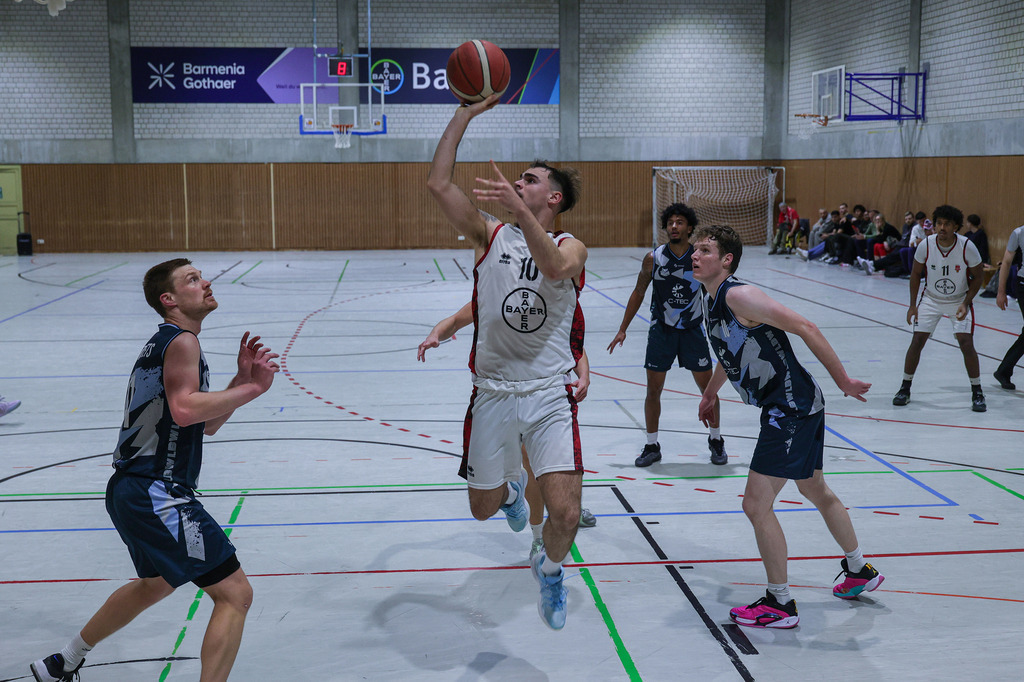 1.Regio BAYER GIANTS vs LippeBaskets Werne-110 | Fotos von Basketballspielen aus dem Raum NRW fotografiert von Gero Mueller-Laschet und Daniel Schaefer - Realisiert mit Pictrs.com