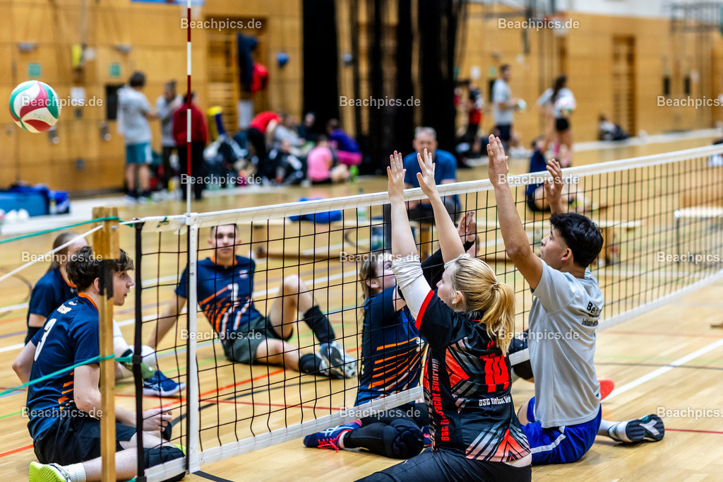 2024-00111480-3-Icke-Cup-Berlin |  16.11.2024; Berlin Foto: Gerold Rebsch - www.beachpics.de