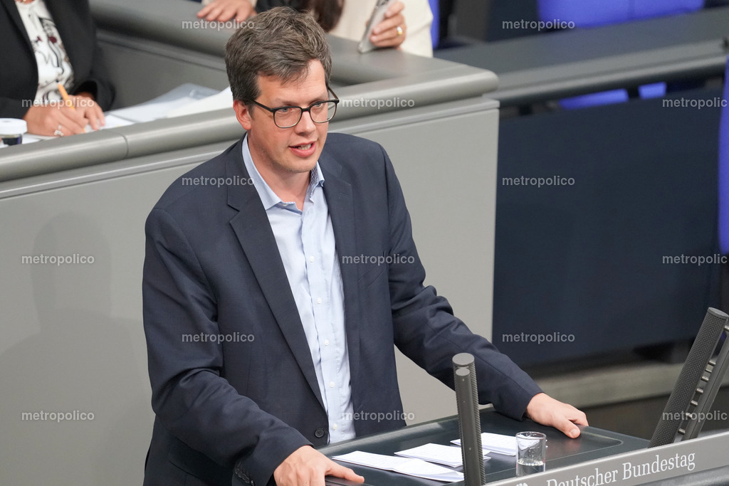 Lukas Köhler (2) | Metropolico