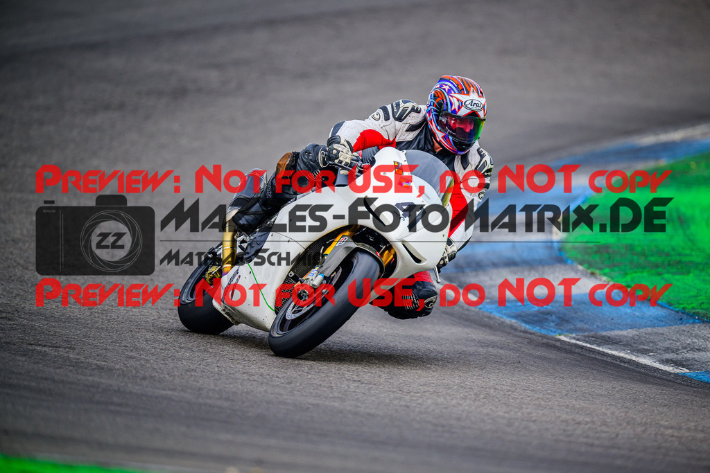 MaZZes_FotoMatrix_240614_6007705_3590 | GELB