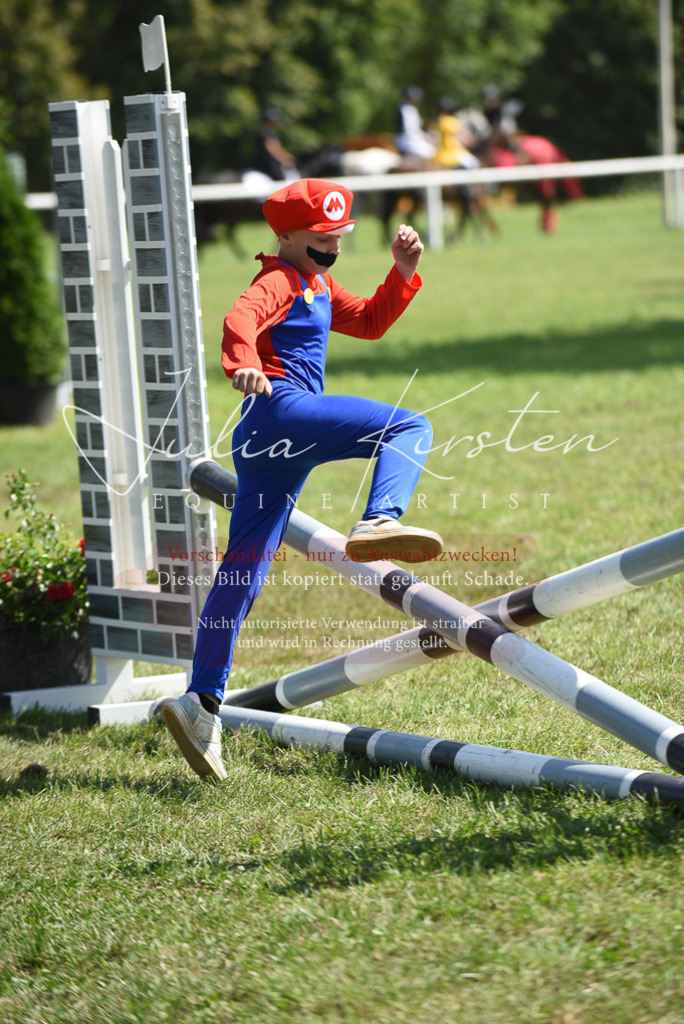 DSC_0270 | Pferde- und Turnierfotografie in Westsachsen. Pferdeportraits, Auftragszeichnungen und intuitive Kunst.