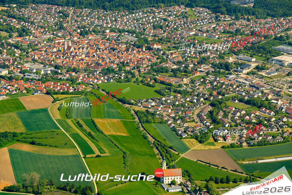 Das Luftbild zeigt : Wallfahrt Wemding - Die Luftaufnahme wurde 2024 vom UL-Flugzeug aus erstellt ( keine Drohne ) - Hochauflösende Luftaufnahme - Für grossformatige Ausdrucke geeignet. Die Geschenkidee !Mit Lizenz und Bildrechte bestellbar