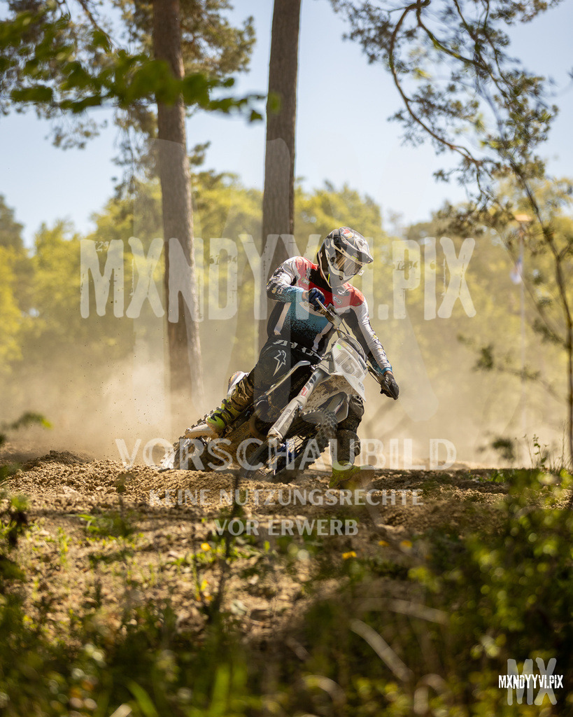 866A5112 | mxndyyvipix