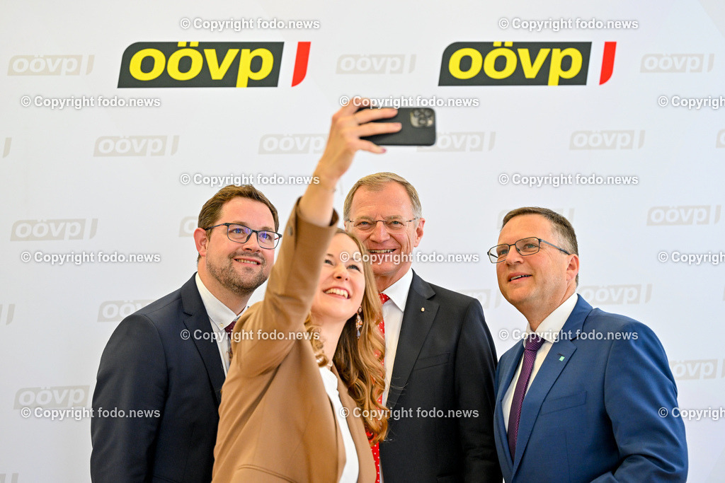 Pressekonferenz OeVP Oberoesterreich_ OOeVP-Kandidatenteam für die Nationalratswahl 2024_ 01.07.2024-47 | 01.07.2024, Linz, AUT, Pressekonferenz OeVP Oberoesterreich, OOeVP-Kandidatenteam für die Nationalratswahl - Stark fuer Oberoesterreichs Interessen, im Bild Florian Hiegelsberger (VP, Parteimanager OoeVP), Claudia Plakolm (VP, Staatssekretaerin im Bundeskanzleramt fuer Jugendangelegenheiten und Zivildienstagenden), LH Thomas Stelzer (VP, Landeshauptmann Ooe), August Woeginger (VP, Klubobmann OeVP Parlamentsklub) 